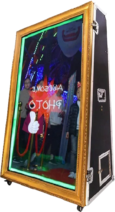 Miroir photobooth à écran tactile avec cadre doré